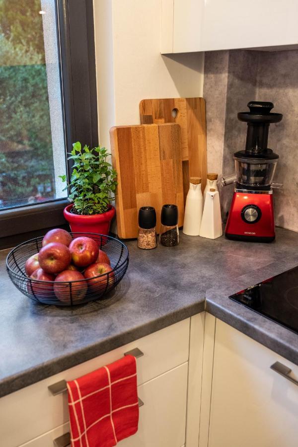 Smart Executive Apartment Красков Екстериор снимка